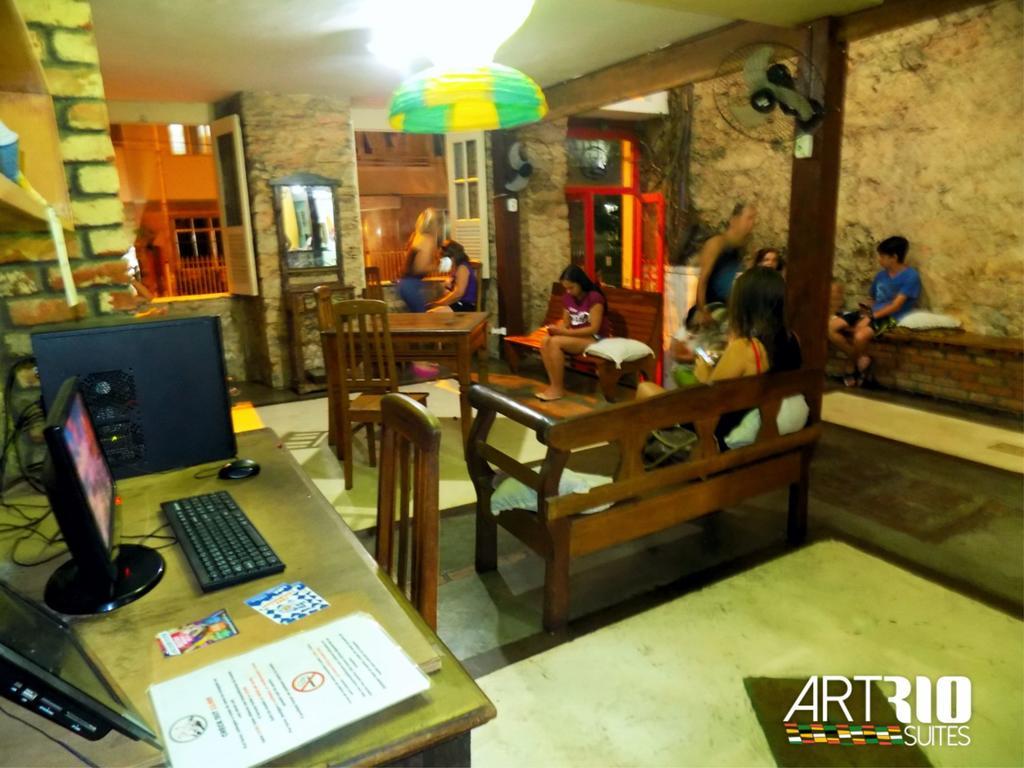 Art Rio Albergue *